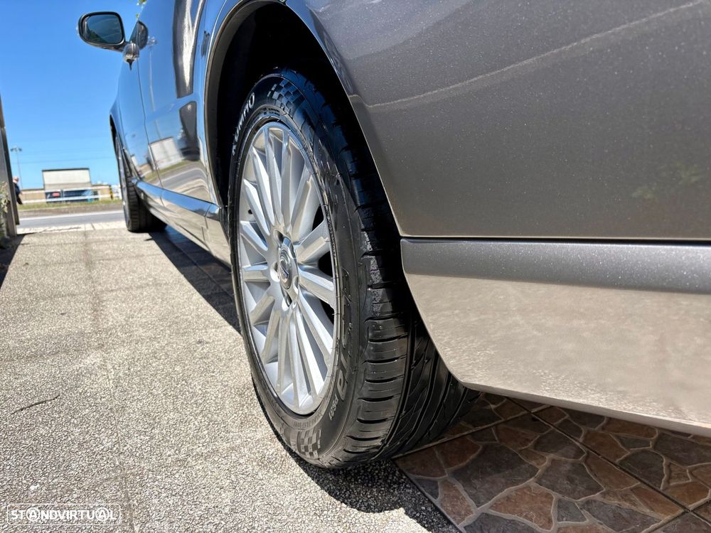 Volvo S80 2.4 D5 Nivel 3 Geartronic - 32
