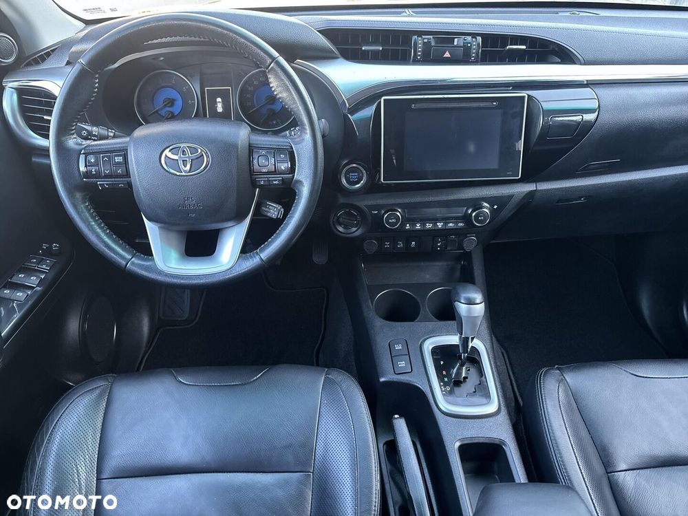 Toyota Hilux 2.4 D-4D Double Cab SR5 4x4 - 3