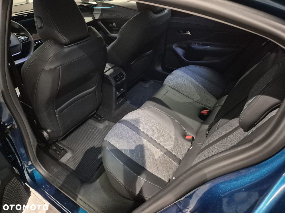 Peugeot 408 1.2 PureTech Allure Pack S&S EAT8 - 15