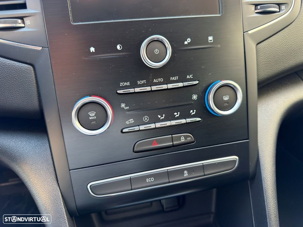Renault Mégane Sport Tourer 1.5 Blue dCi Limited — fotografia 8