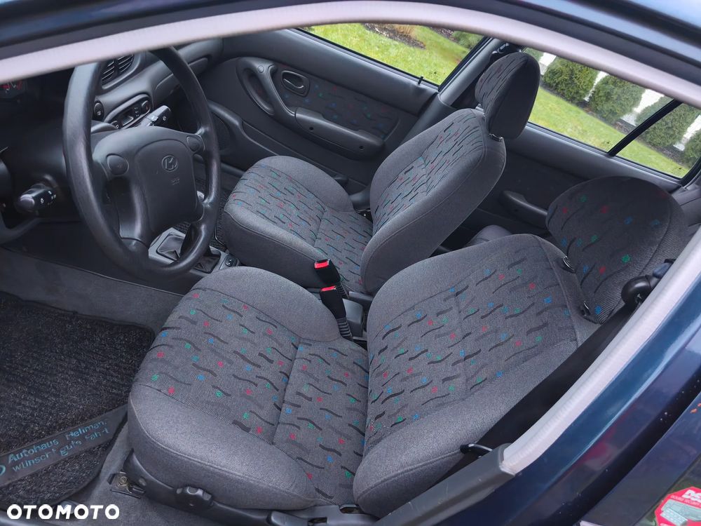 Hyundai Accent 1.3 GLS - 15