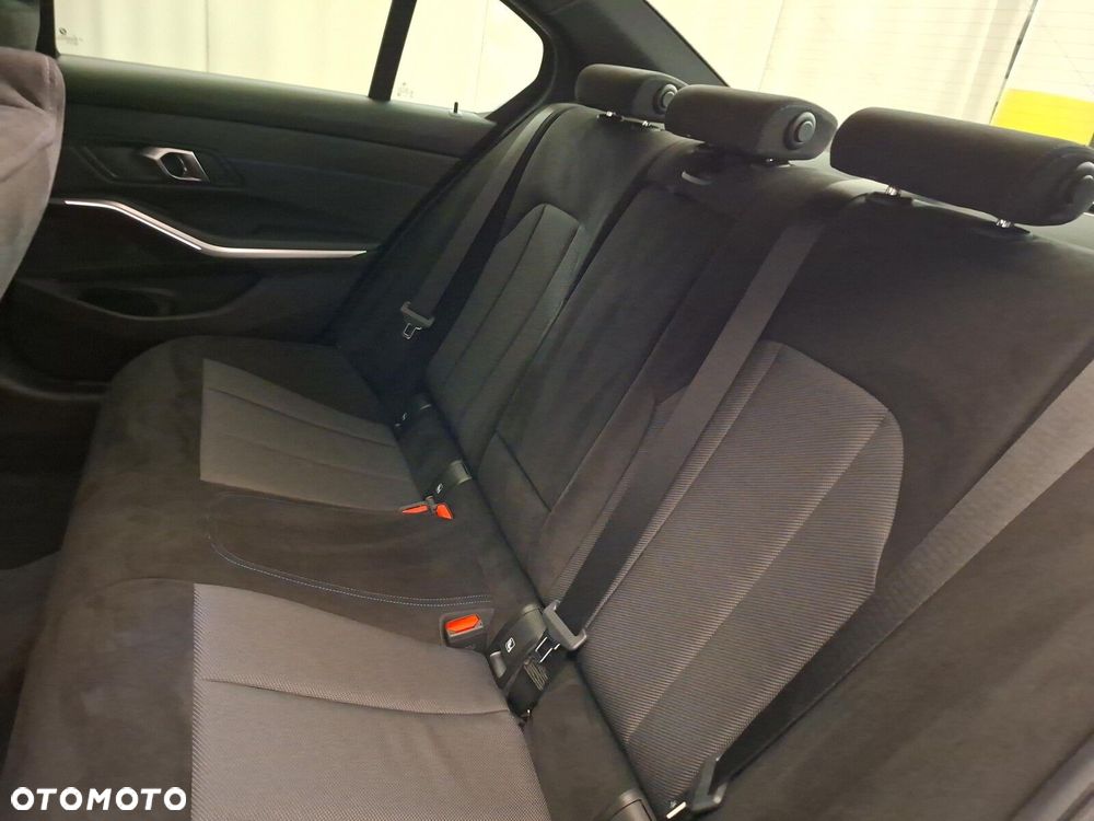 BMW Seria 3 - 19
