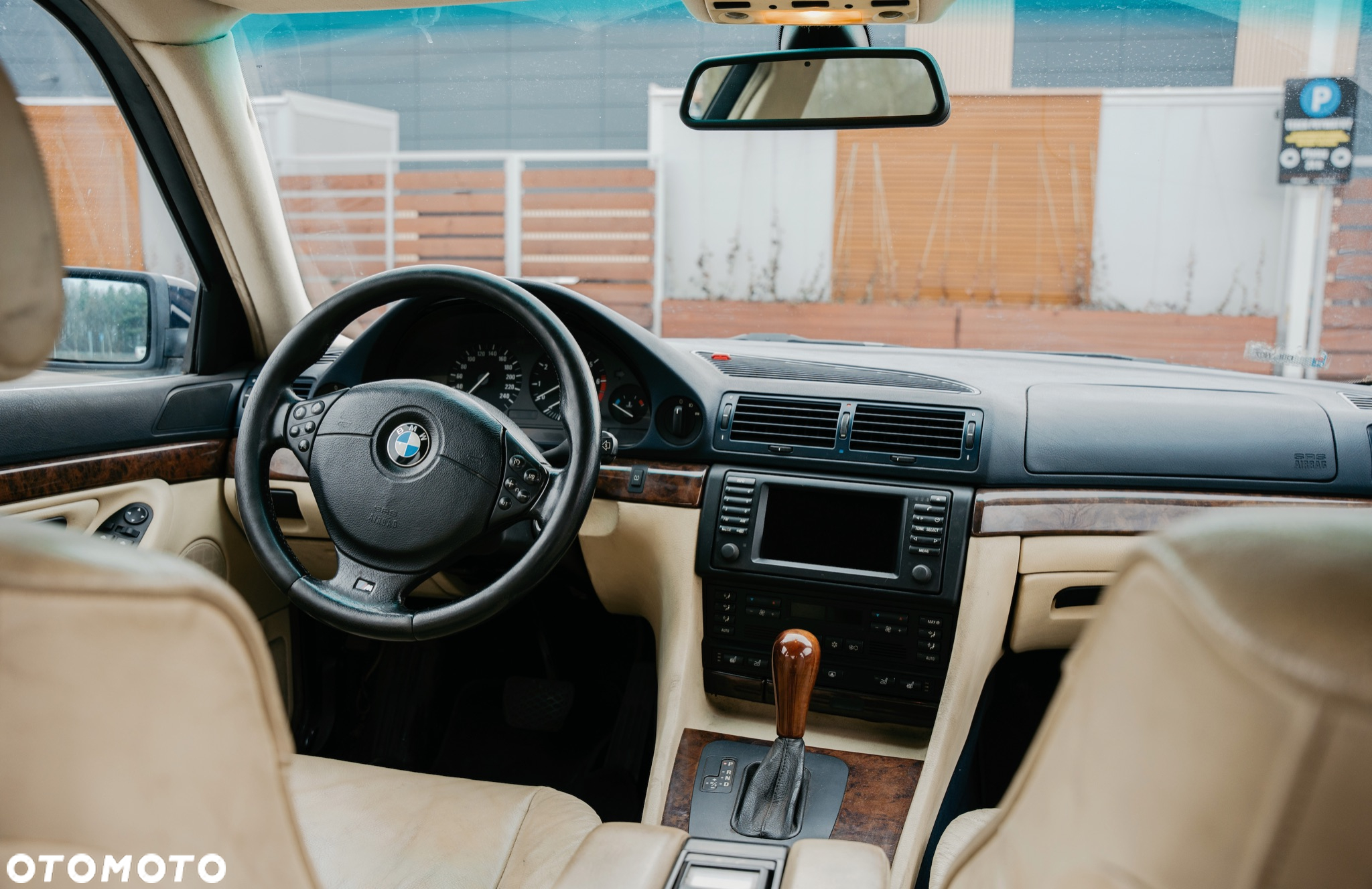 BMW Seria 7 740i - 6
