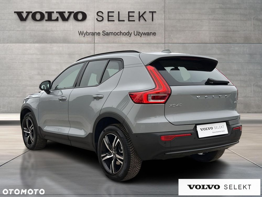Volvo XC 40 - 4