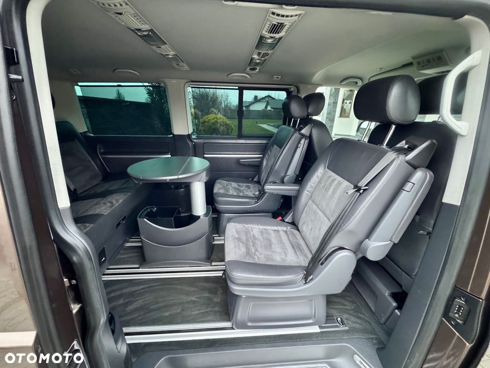 Volkswagen Multivan - 15