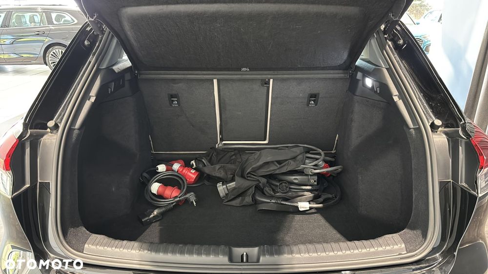 Audi Q4 e-tron 40 77kWh S Line - 17