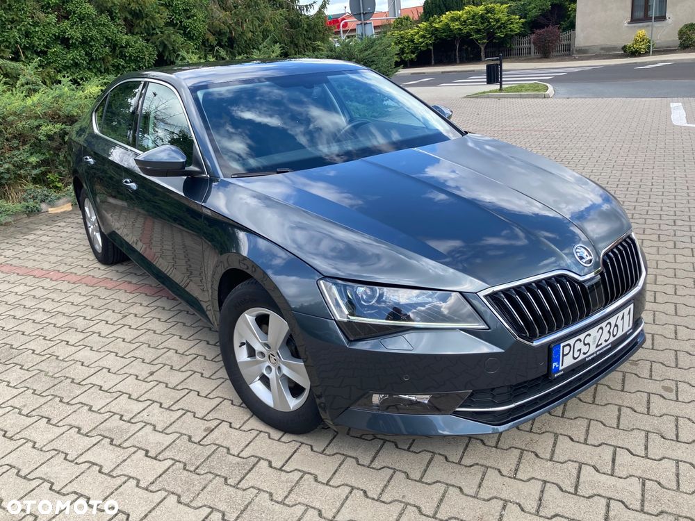 Skoda Superb 2.0 TDI Ambition - 1