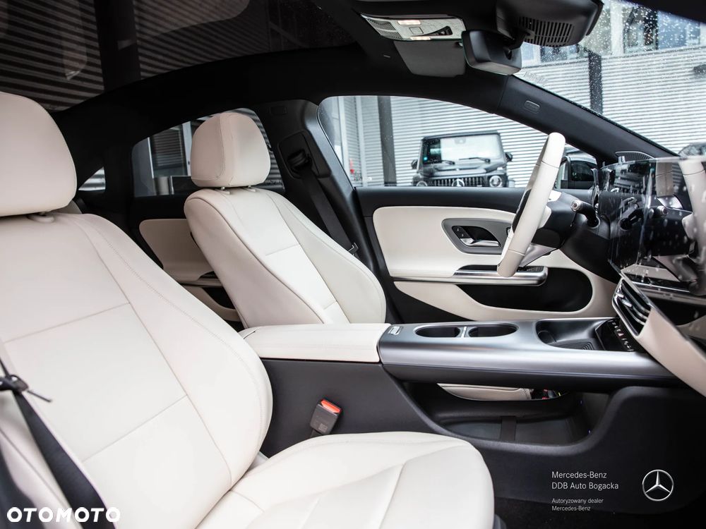 Mercedes-Benz CLA 200 mHEV 8G-DCT - 7