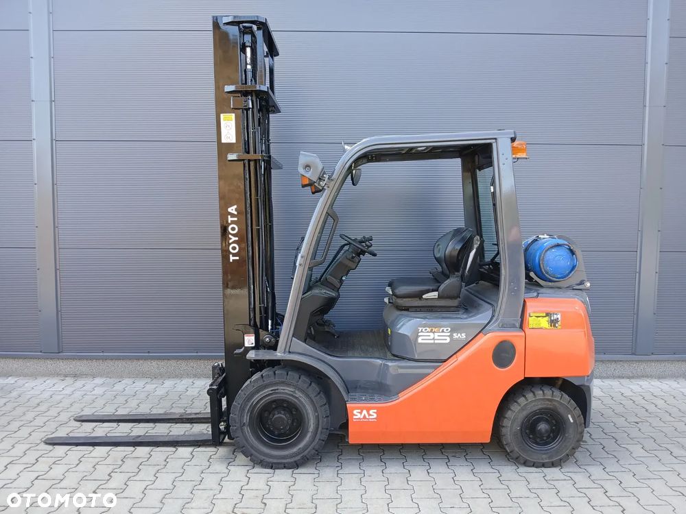 Toyota 02-8FGF25 - 9