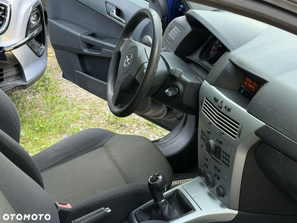 Opel Astra - 16