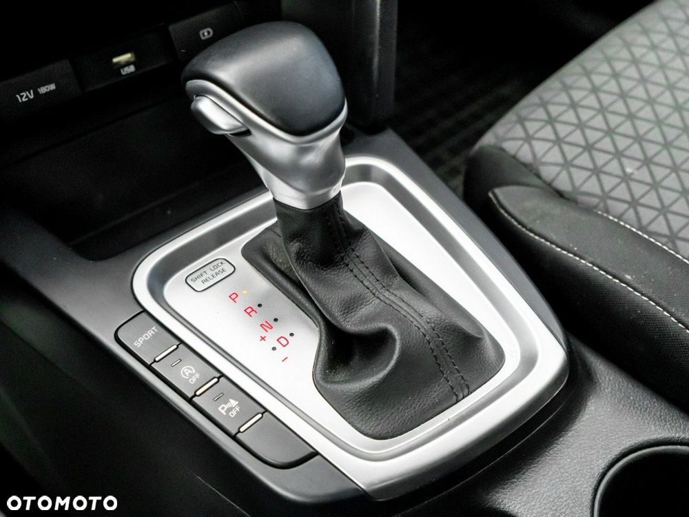 Kia XCeed 1.5 T-GDI M DCT - 23
