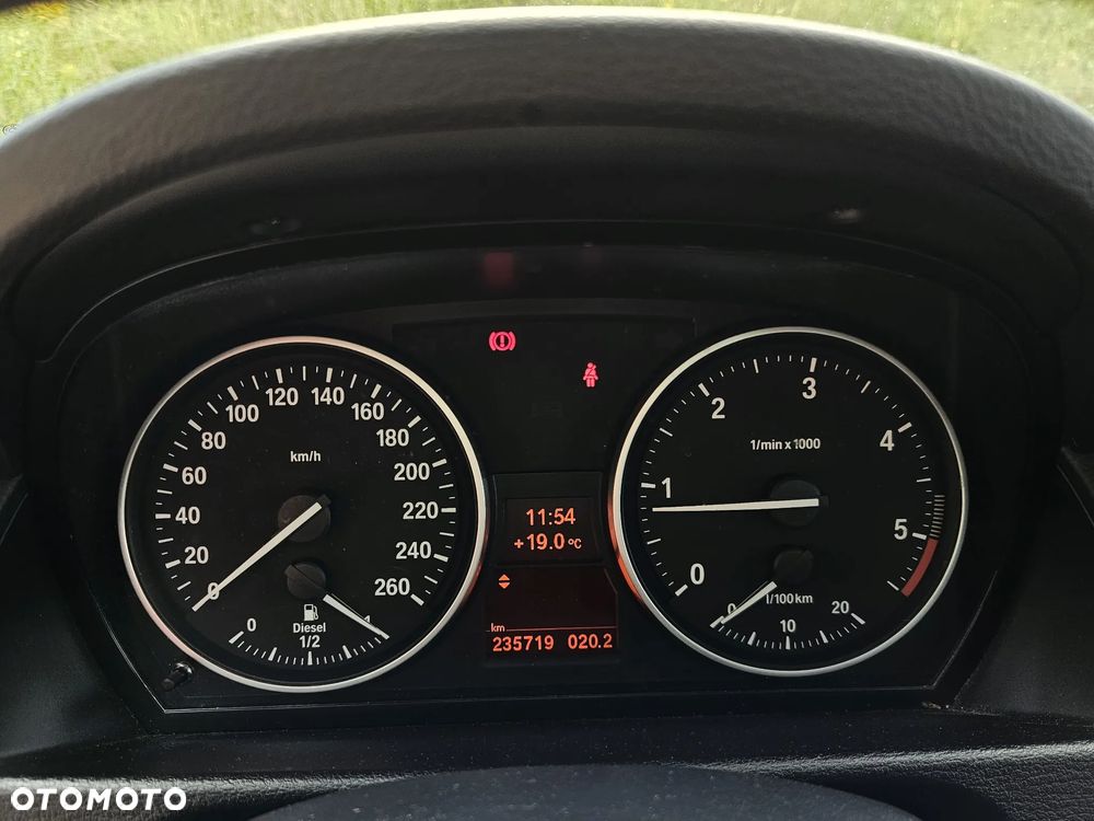 BMW X1 sDrive20d - 4