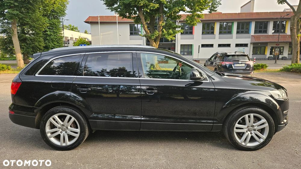 Audi Q7 - 7