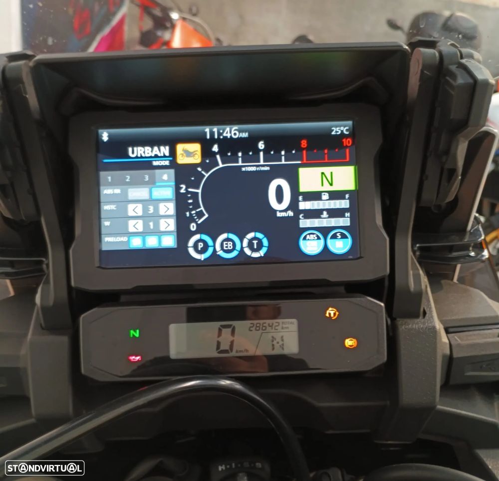 Honda Africa Twin ADVENTURE SPORT - 4