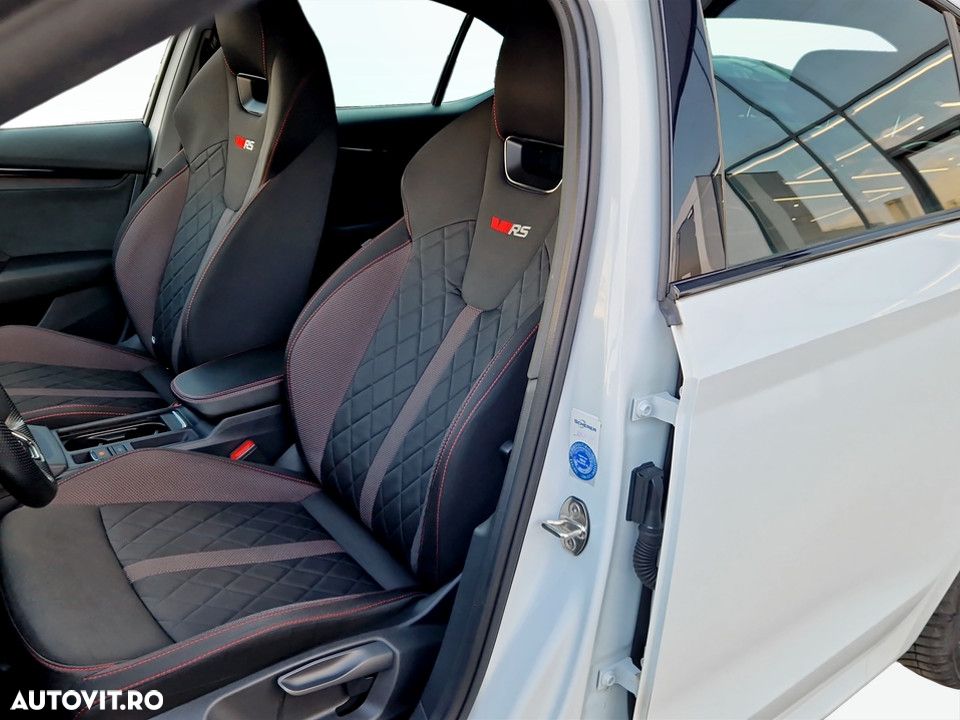 Skoda Octavia 2.0 TDI DSG RS - 12