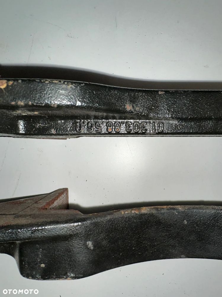 Strzemie Jarzmo Zacisku BPW 4 0130388560 - 4