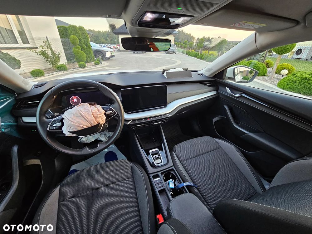 Skoda Octavia 1.5 TSI mHEV Edition 130 Selection DSG - 11