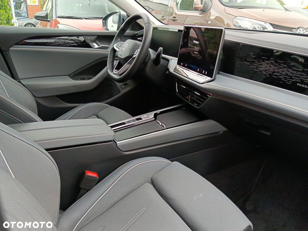 Volkswagen Passat - 9