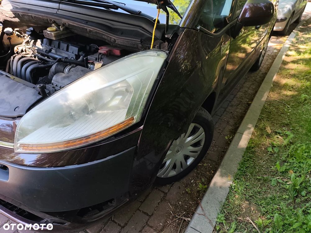 Citroën C4 Grand Picasso 1.8 16V Style - 20