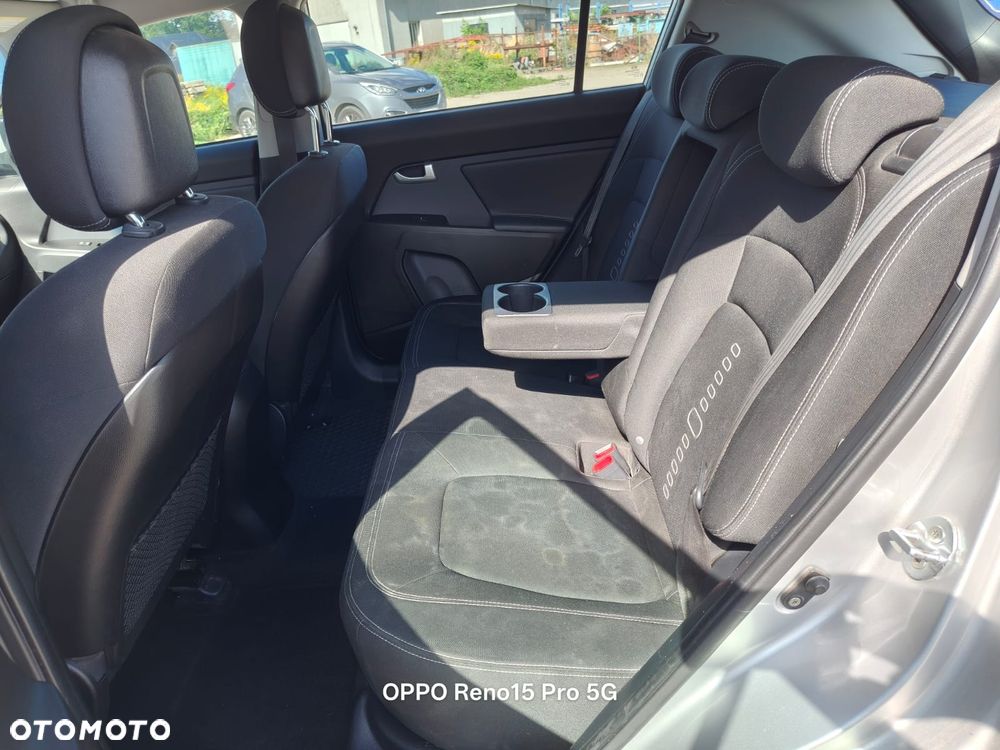 Kia Sportage 2.0 CVVT 4WD Spirit - 11