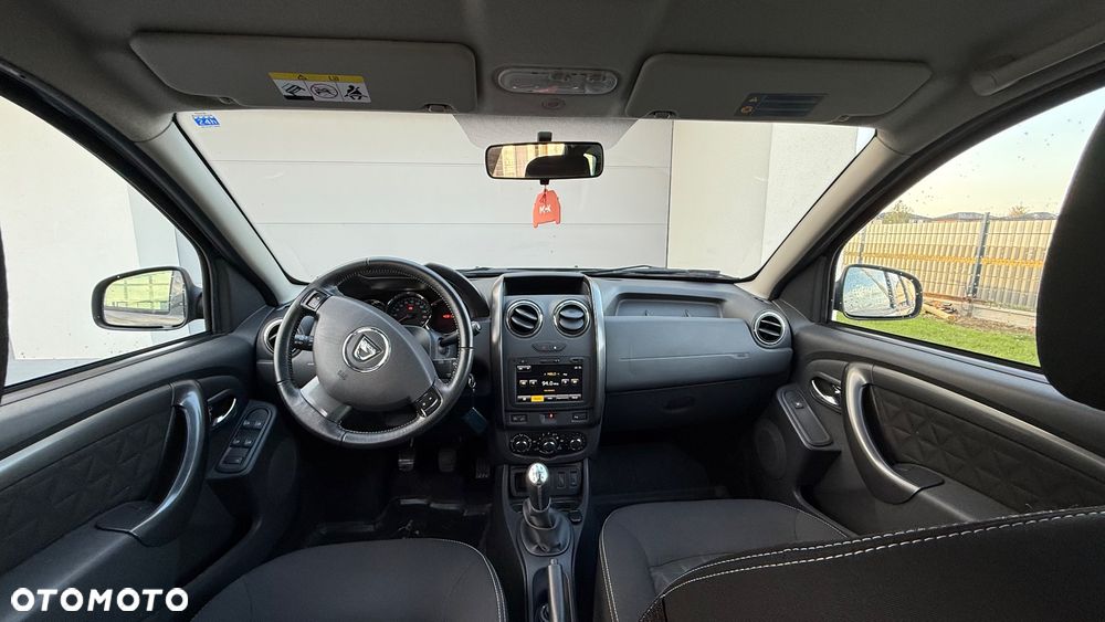 Dacia Duster 1.6 Laureate - 5