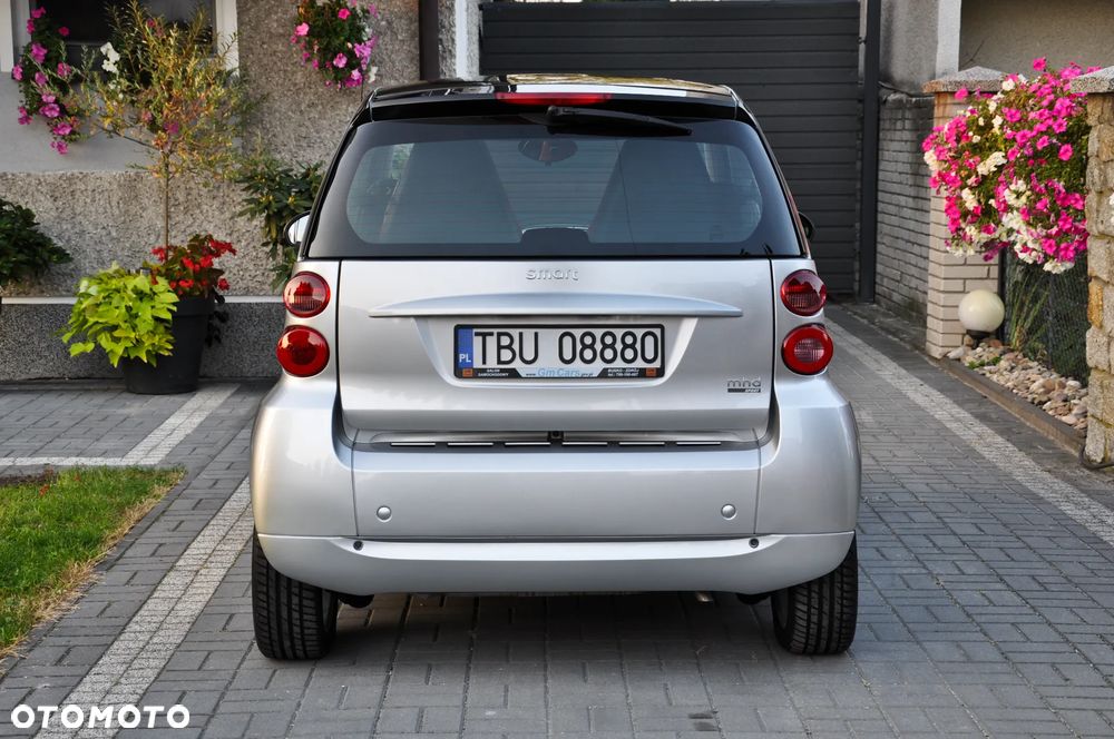 Smart Fortwo 2010 photo 4