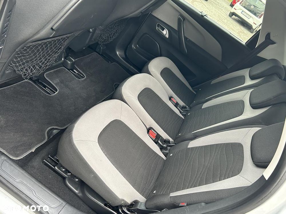 Citroën C4 Picasso - 27
