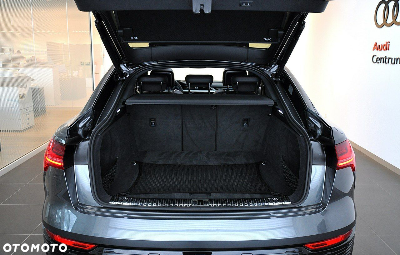Audi Q8 - 14