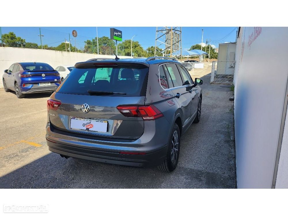 VW Tiguan 1.6 TDI Confortline - 7