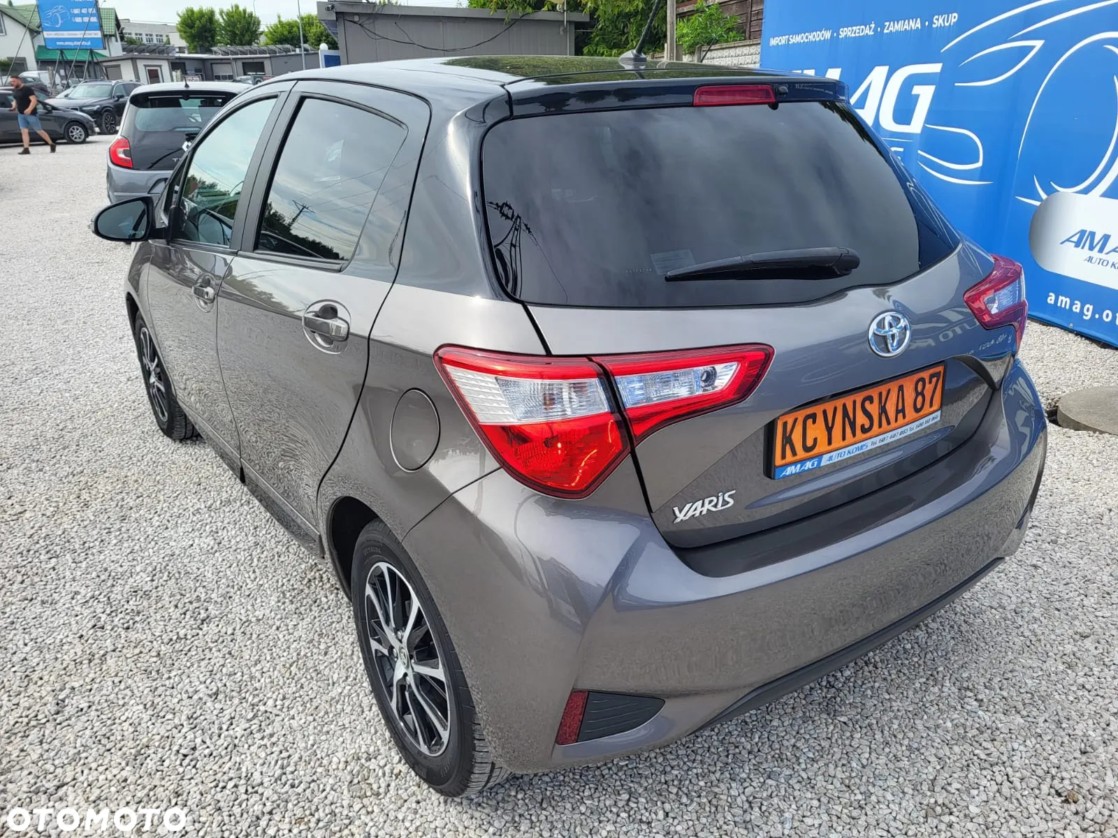 Toyota Yaris 1.0 VVT-i - 8