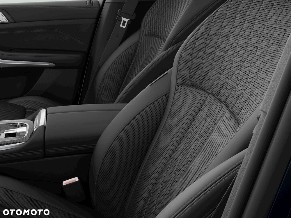 BMW X7 - 9