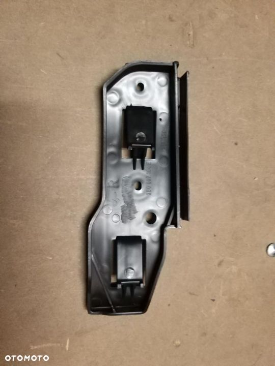 MOCOWANIE ZDERZAKA ślizg  VW PASSAT, SDN+KOMBI (B5 (3B GP)), 11.00-01.05 oe 3B0 807 184 E - 2