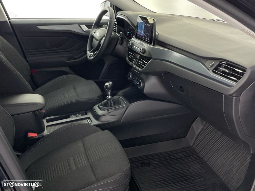 Ford Focus 1.0 EcoBoost Active - 22