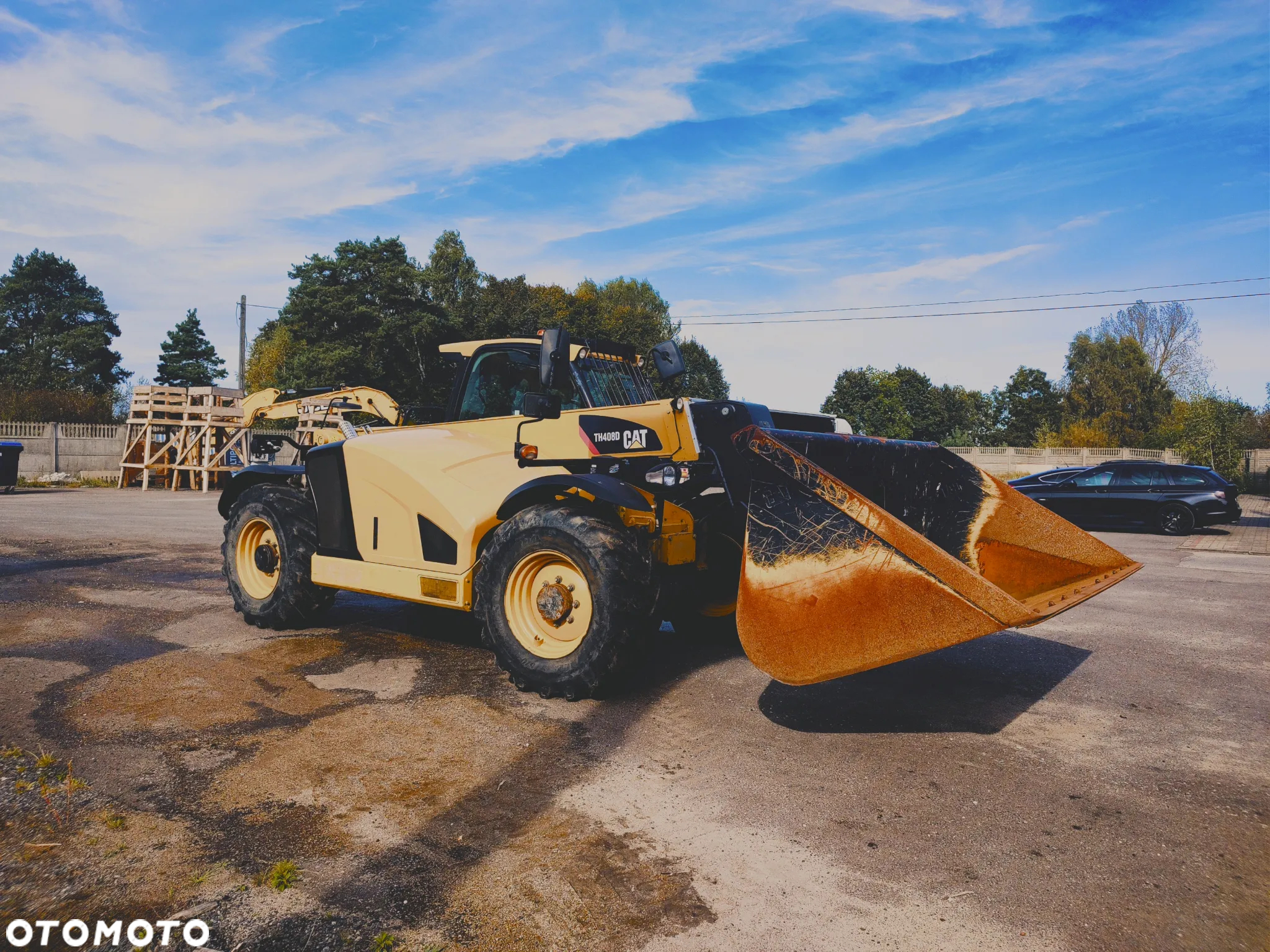 Caterpillar TH408 - 3