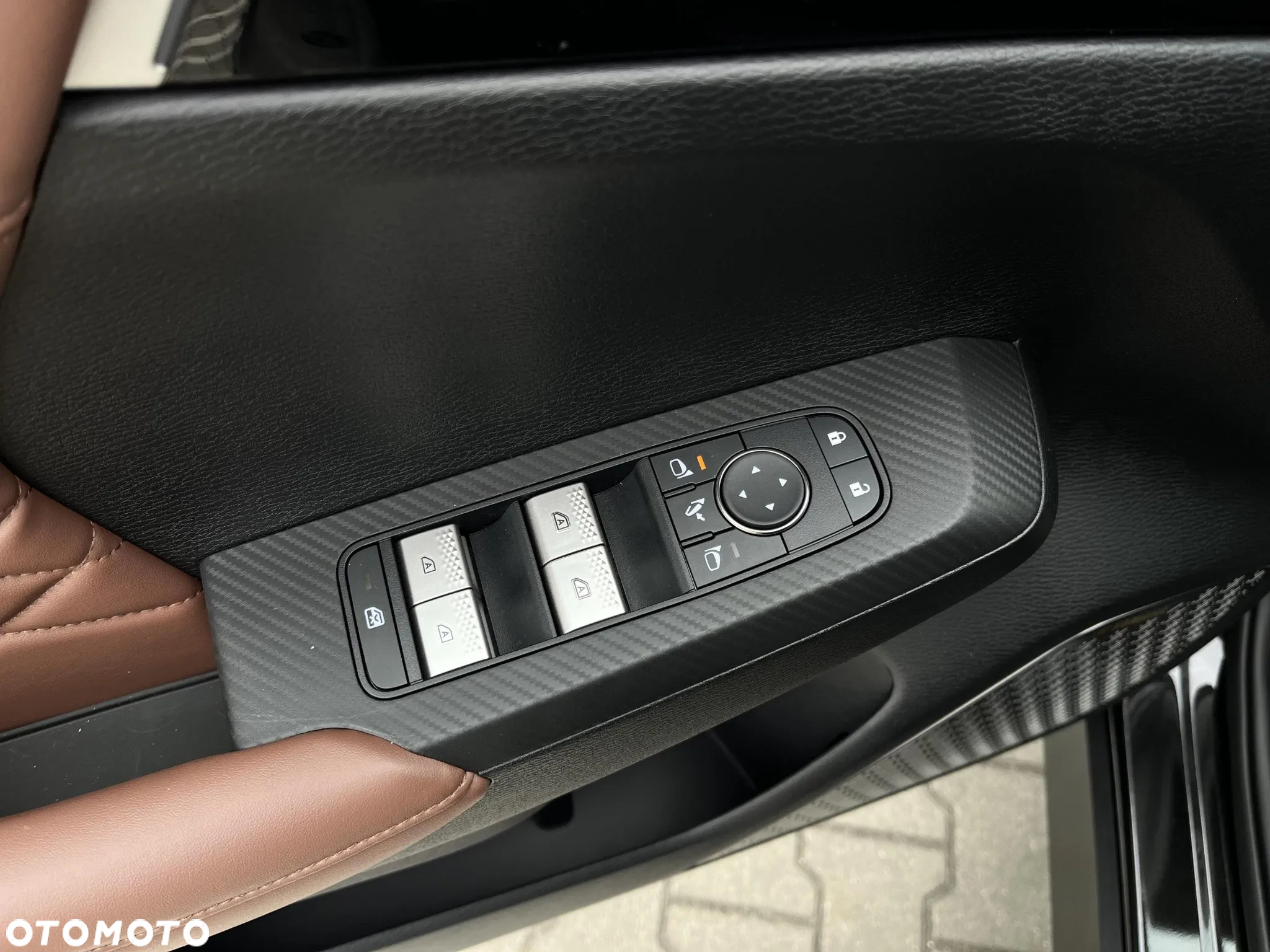 Mitsubishi Outlander PHEV Instyle Plus - 10