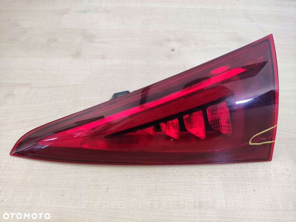 mercedes gle w167 lampa led prawy tył a1679062800 - 2