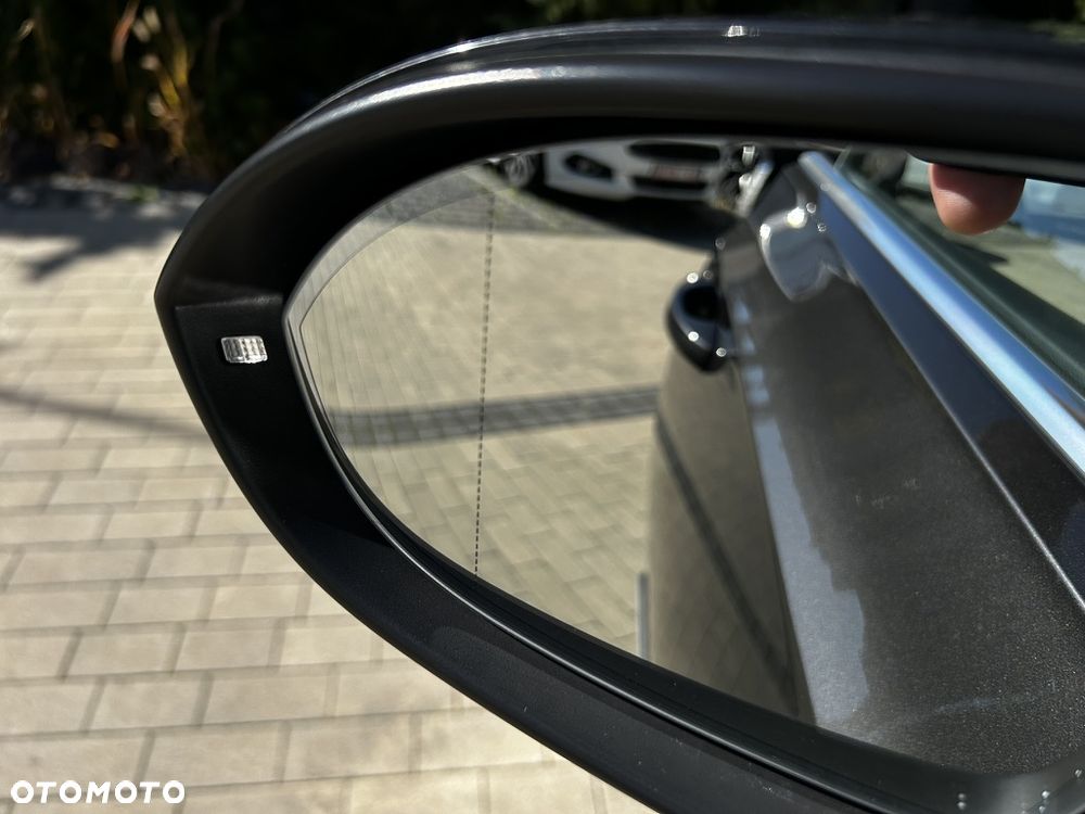 Volkswagen Arteon 2.0 TDI 4Motion R-Line DSG - 22