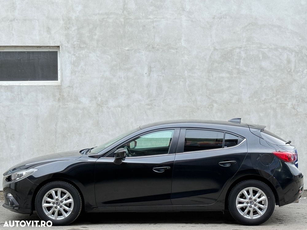 Mazda 3 - 7
