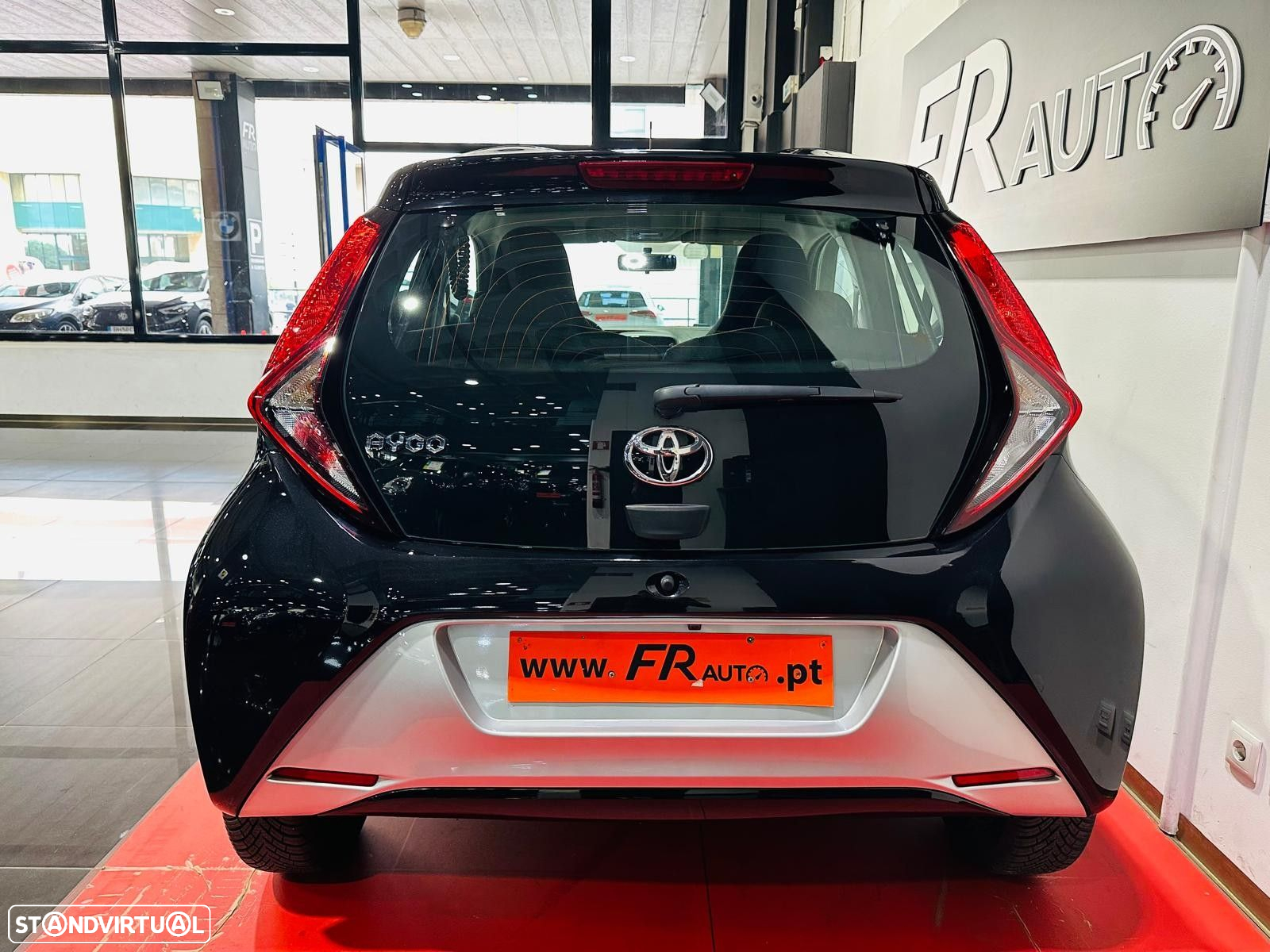 Toyota Aygo 1.0 X-Plus - 15