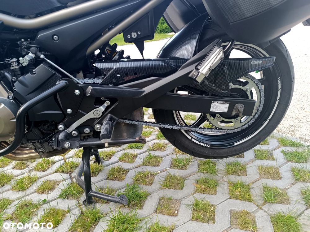 Yamaha XJ - 6