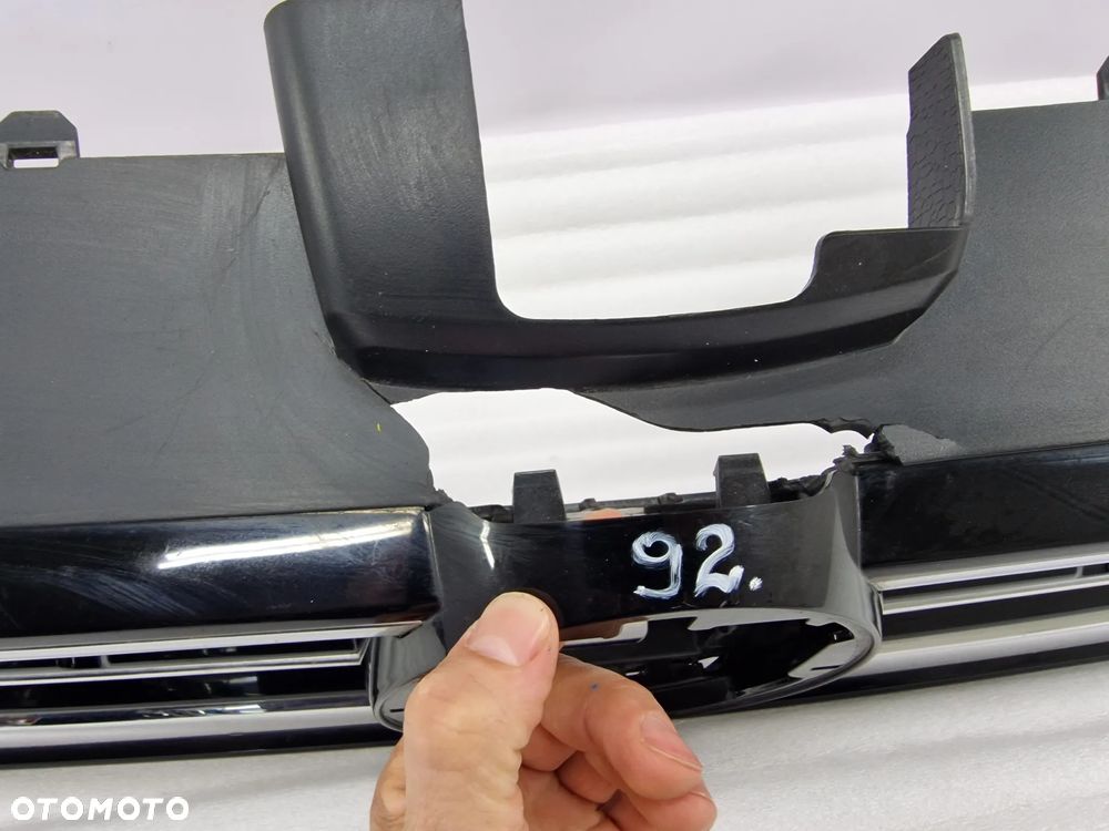 VW SPORTSVAN LIFT 17- ATRAPA / GRILL PRZEDNI PRZÓD POD RADAR , NR 510853653H / 510853651AN/AP , NR AUKCJI GR92 - 12