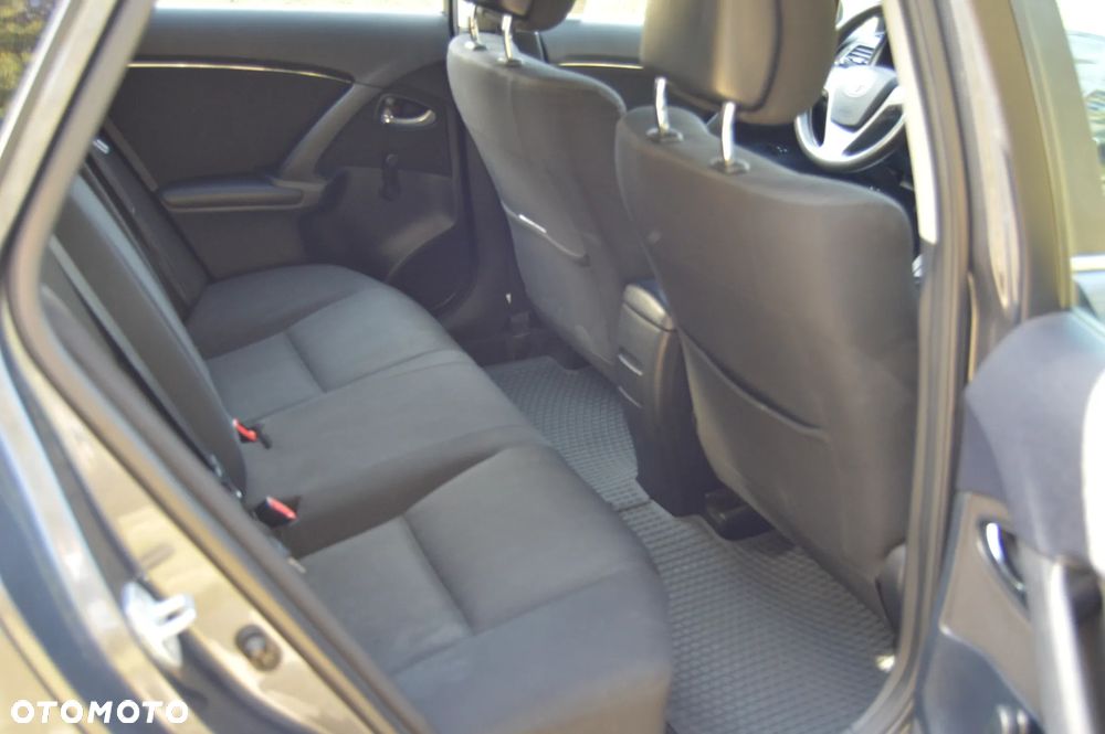 Toyota Avensis 2.0 D-4D Sol - 7