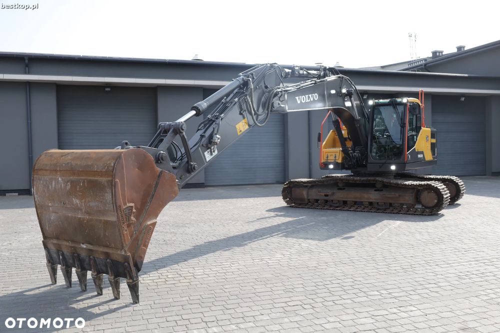 Volvo EC220EL - 33