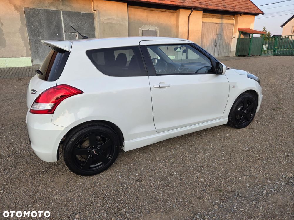 Suzuki Swift - 18