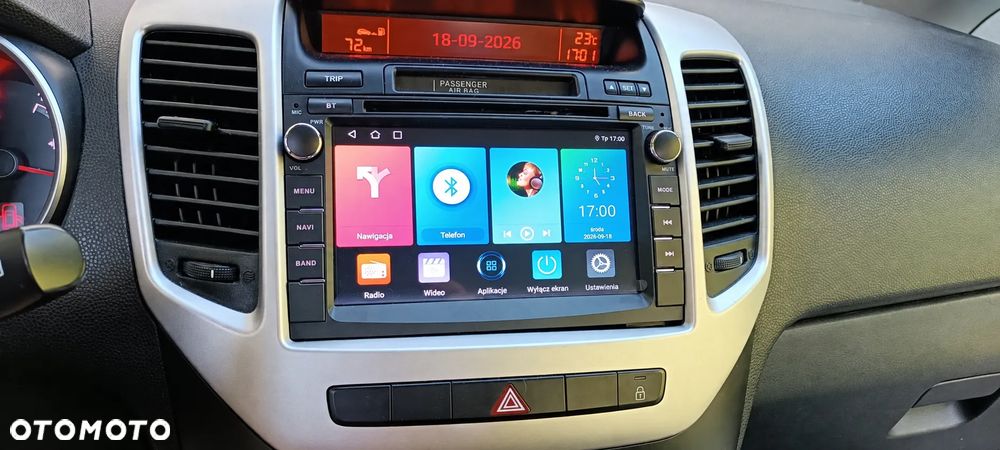 Kia Venga - 21
