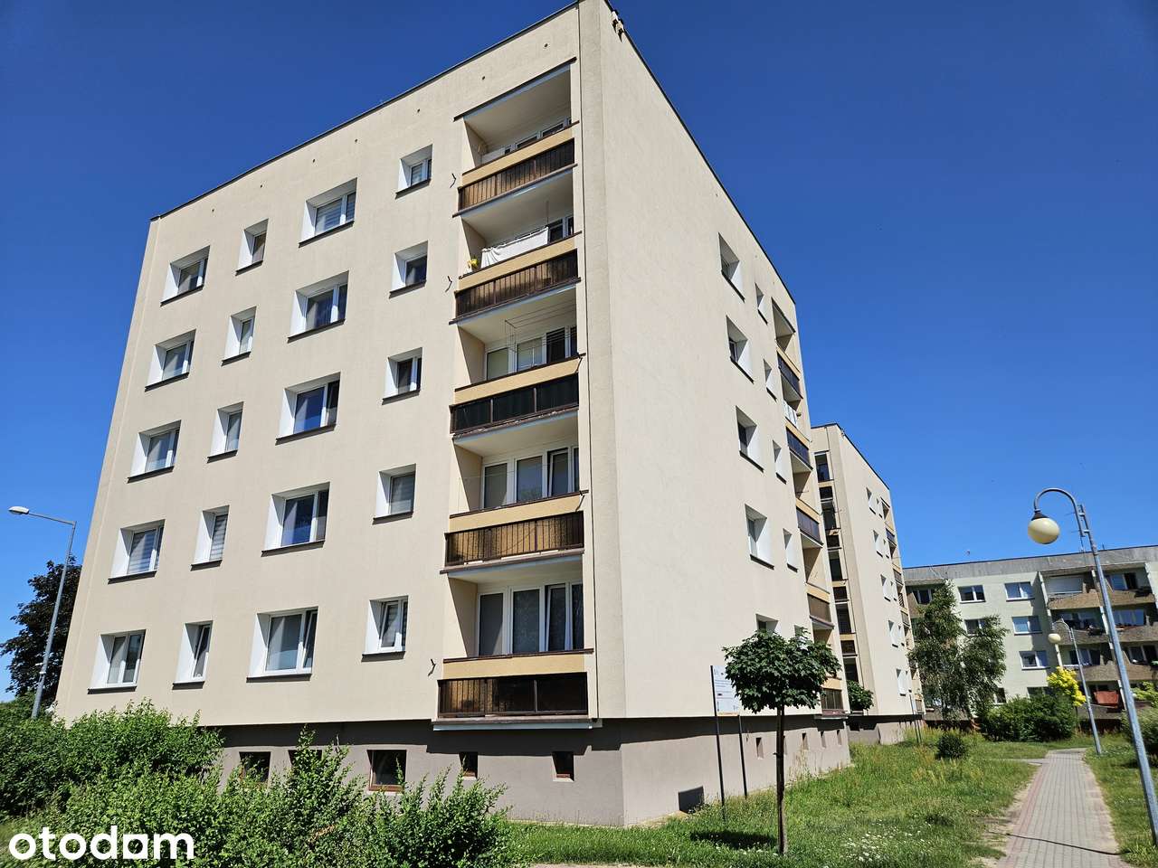 Zadbane mieszkanie / 2 pokoje /48 m2/ oddzielna kuchnia /Grodzisk Wlkp