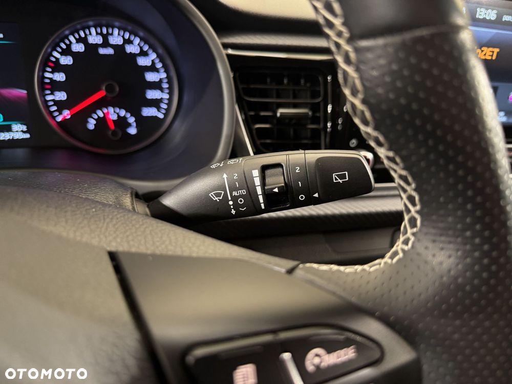 Kia Rio - 20