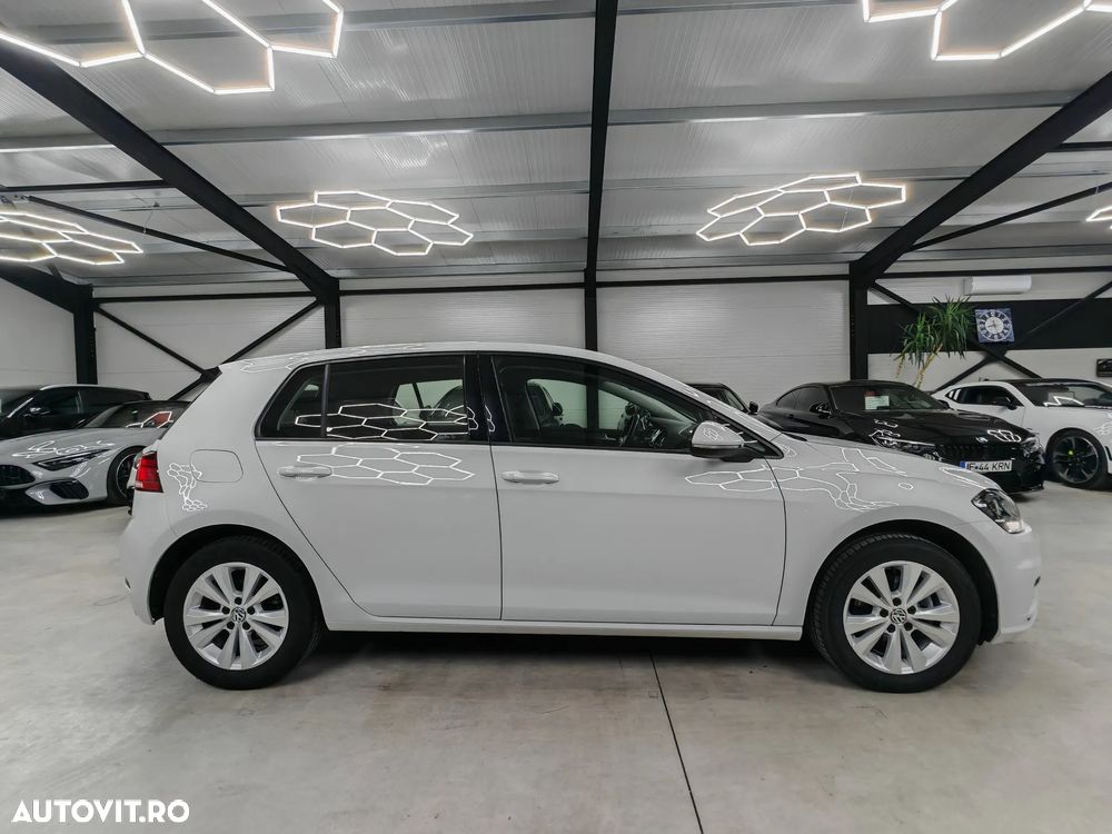 Volkswagen Golf 2.0 TDI (BlueMotion Technology) DSG Comfortline - 34