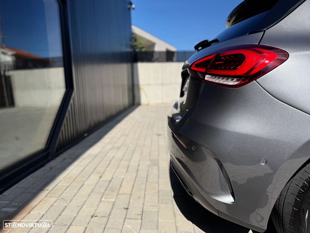 Mercedes-Benz A 250 e 8G-DCT AMG Line Advanced Plus - 12