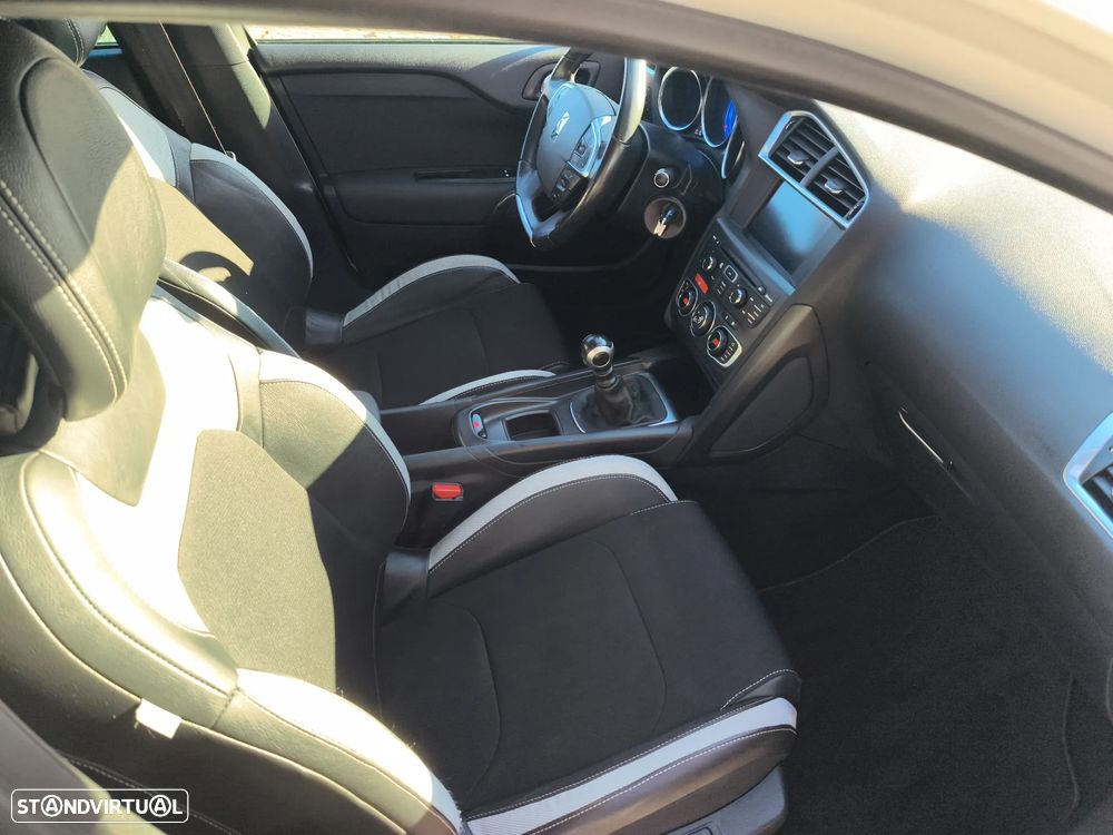 Citroën DS4 1.6 HDi So Chic - 46